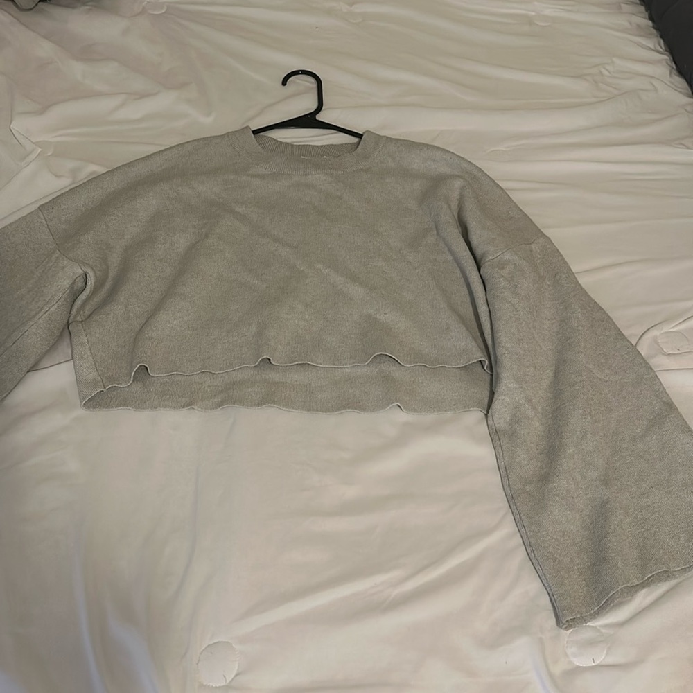 Cropped belled long sleeve shirt from Princess Polly